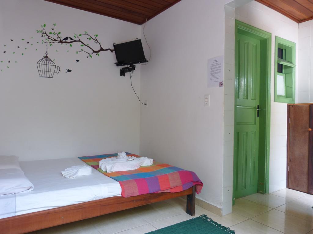 Suites O Flautista Ubatuba Oda fotoğraf